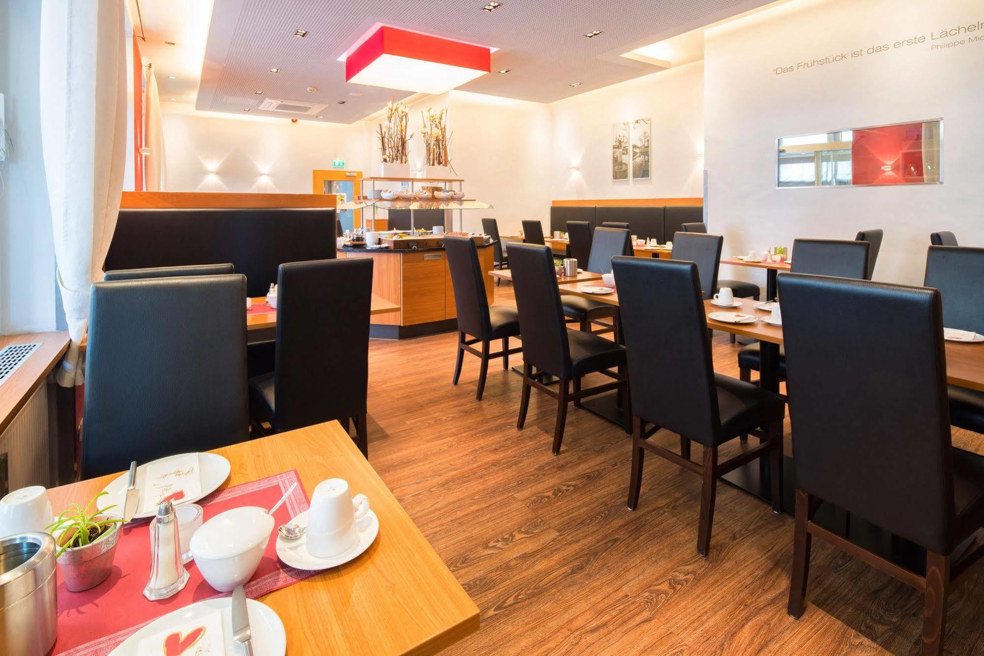 Hotel Isartor Munich